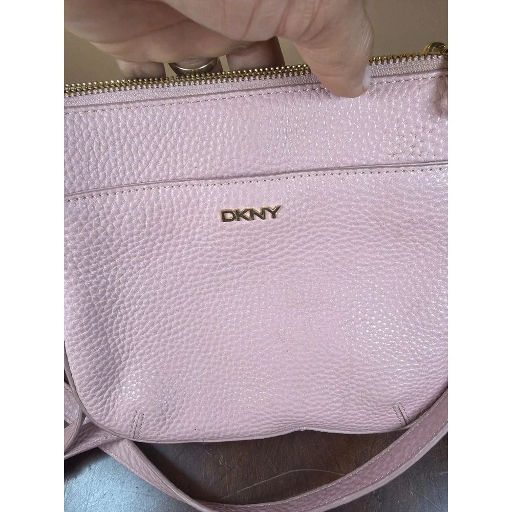 DKNY Pink Pebbled Leather Crossbody Bag Multi Zip Shoulder Purse Gold Hardware‎